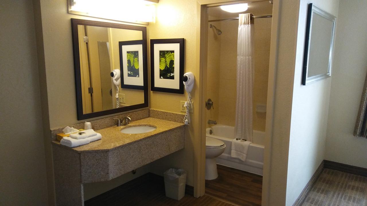 Extended Stay America Suites - Austin - Northwest Arboretum - The Domain Экстерьер фото
