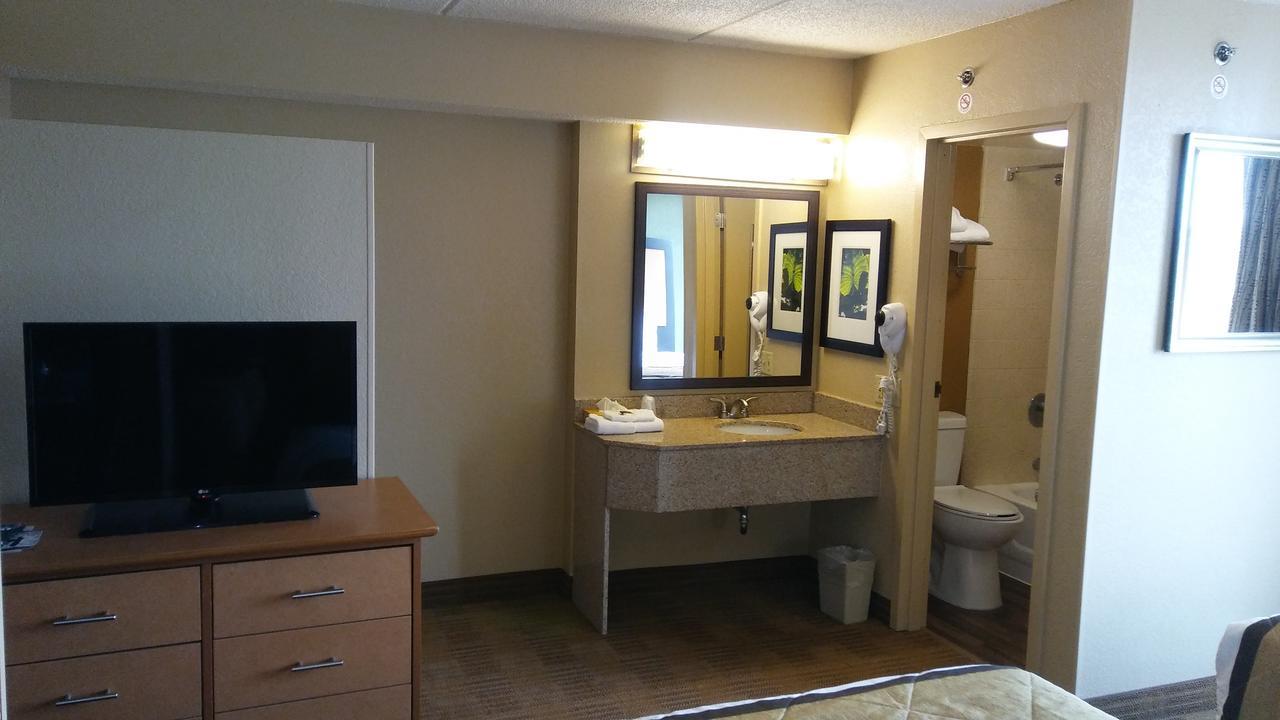 Extended Stay America Suites - Austin - Northwest Arboretum - The Domain Экстерьер фото