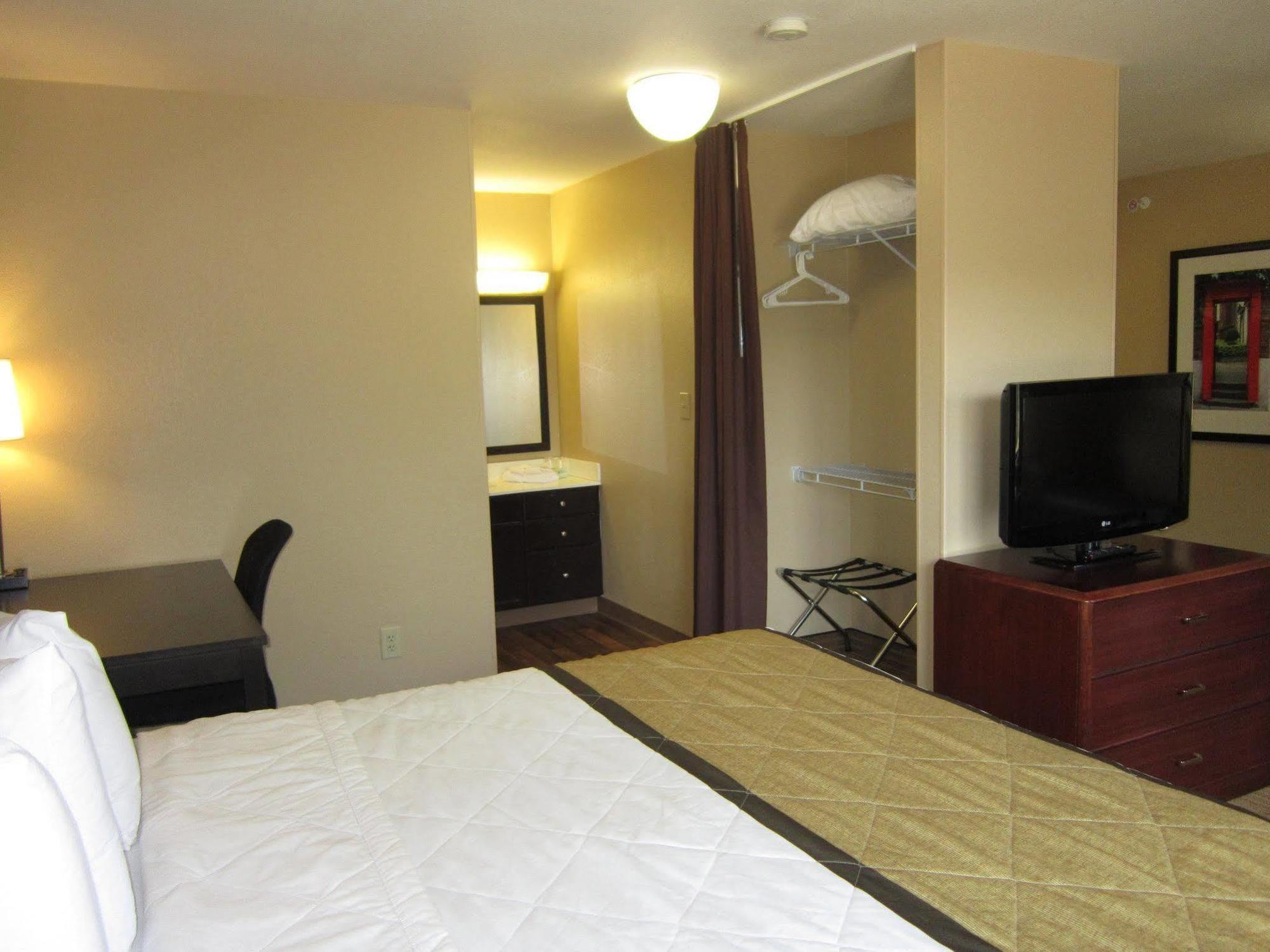 Extended Stay America Suites - Austin - Northwest Arboretum - The Domain Экстерьер фото